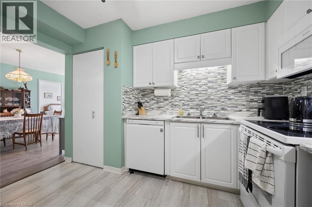 3227 King Street E Unit# 1112, Kitchener, Ontario  N2A 3Z9 - Photo 13 - 40848817