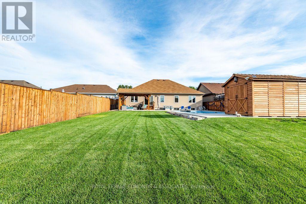10 Noble Crescent, Petawawa, Ontario  K8H 0G1 - Photo 36 - X13710130
