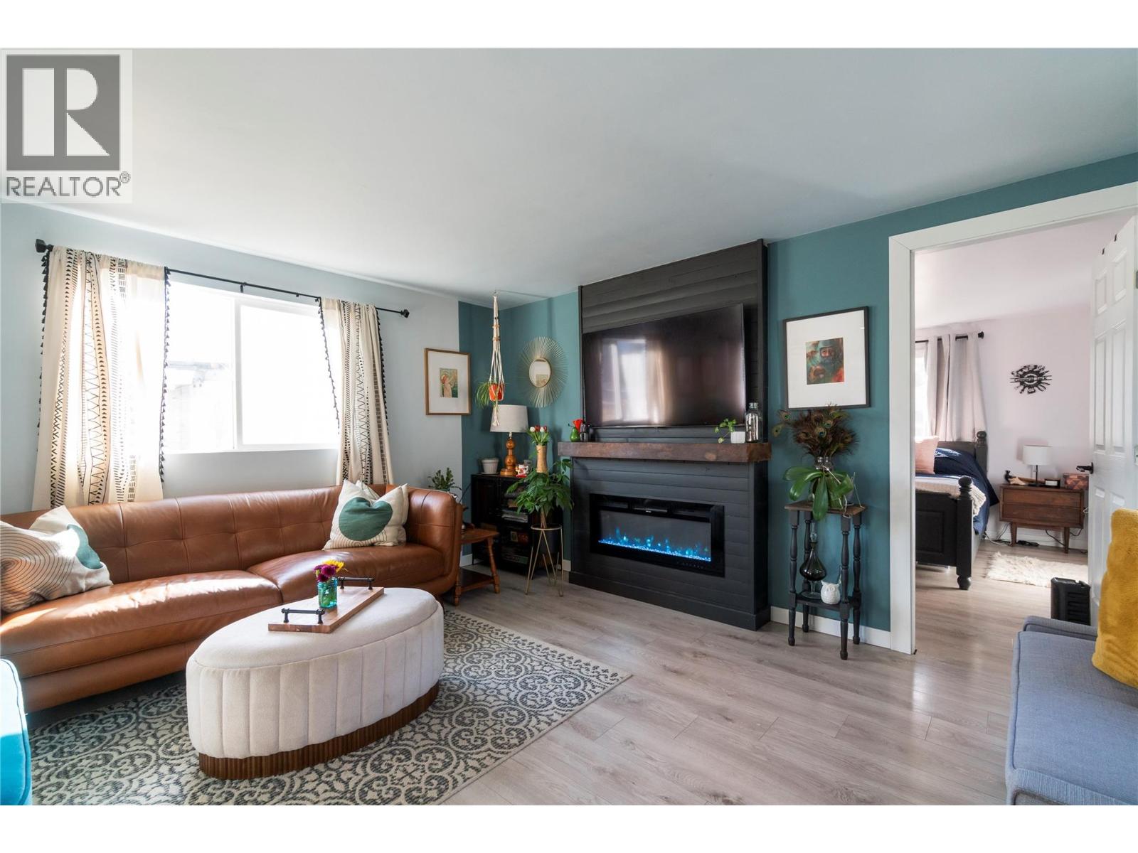 5131 69 Avenue NE, Canoe, British Columbia