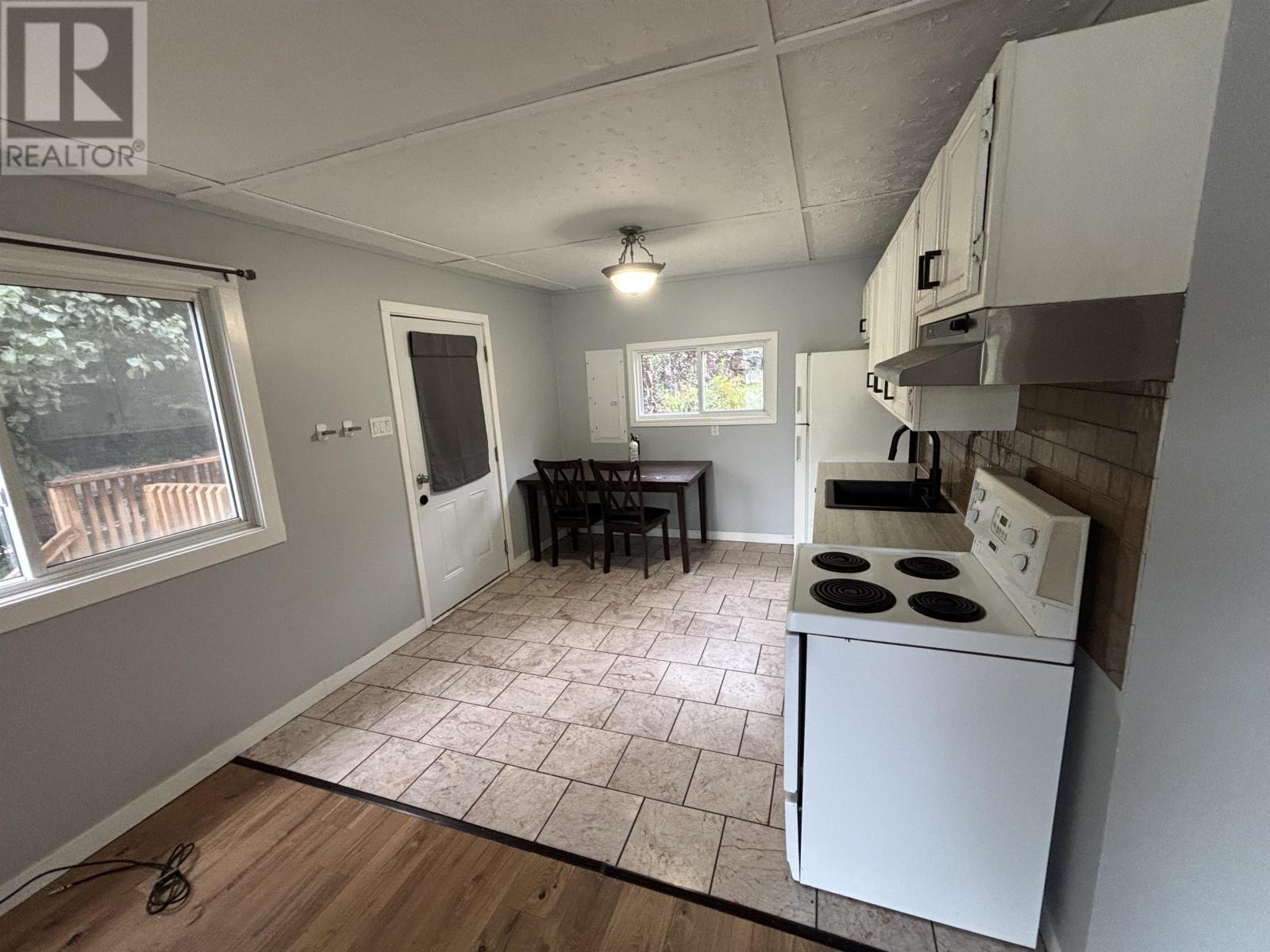 70 Maple Crescent, Atikokan, Ontario P0T 1C0 - Photo 8 - TB2601619