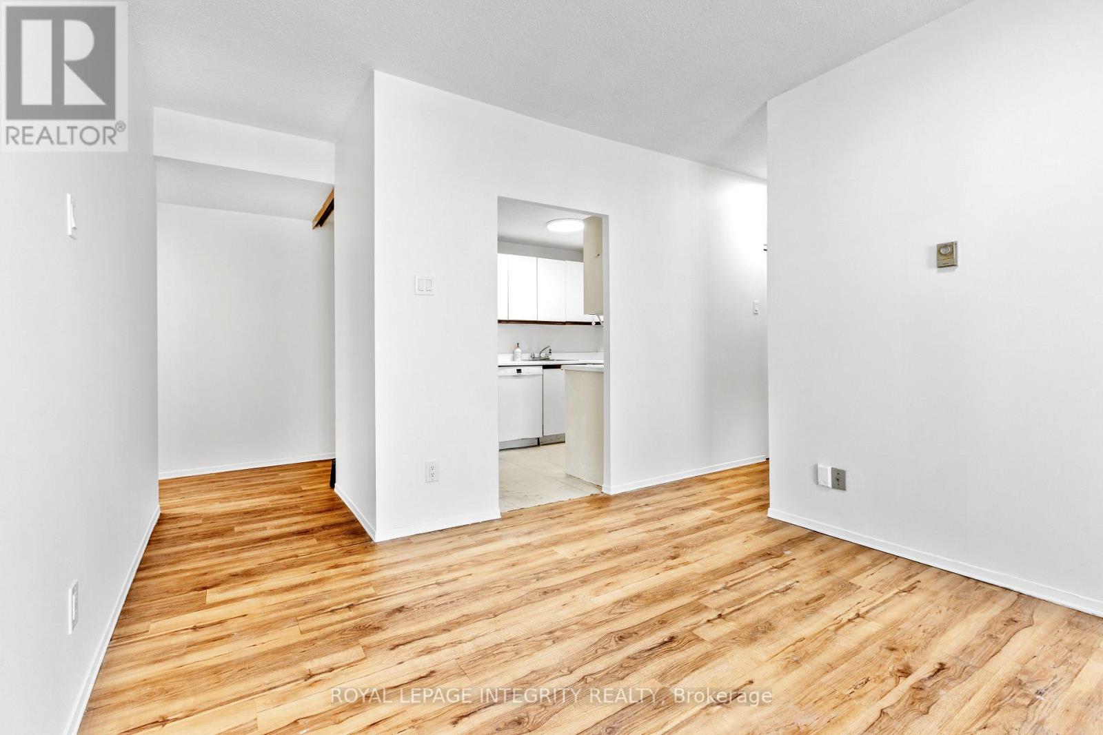 2001 - 475 Laurier Avenue W, Ottawa, Ontario K1R 7X1 - Photo 11 - X13709904