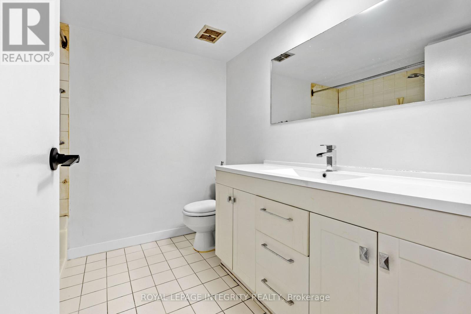 2001 - 475 Laurier Avenue W, Ottawa, Ontario K1R 7X1 - Photo 17 - X13709904