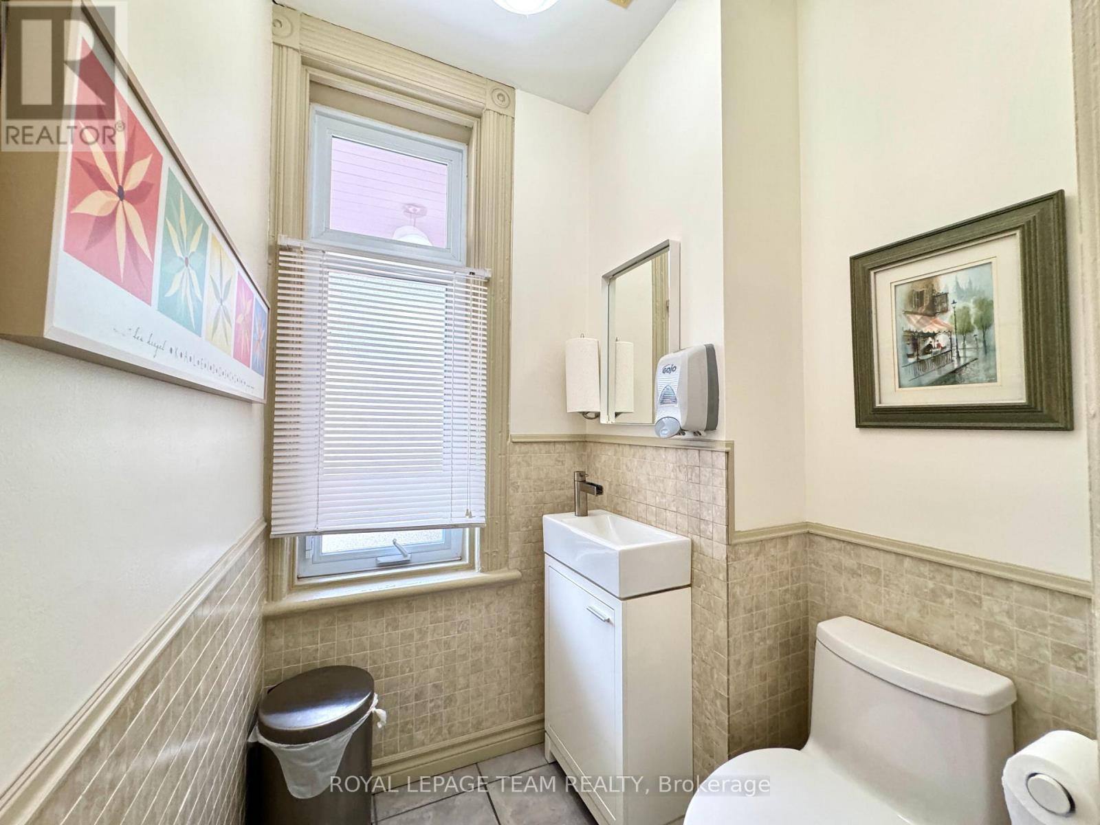 4 - 317 Catherine Street, Ottawa, Ontario  K1R 5T4 - Photo 11 - X13710000