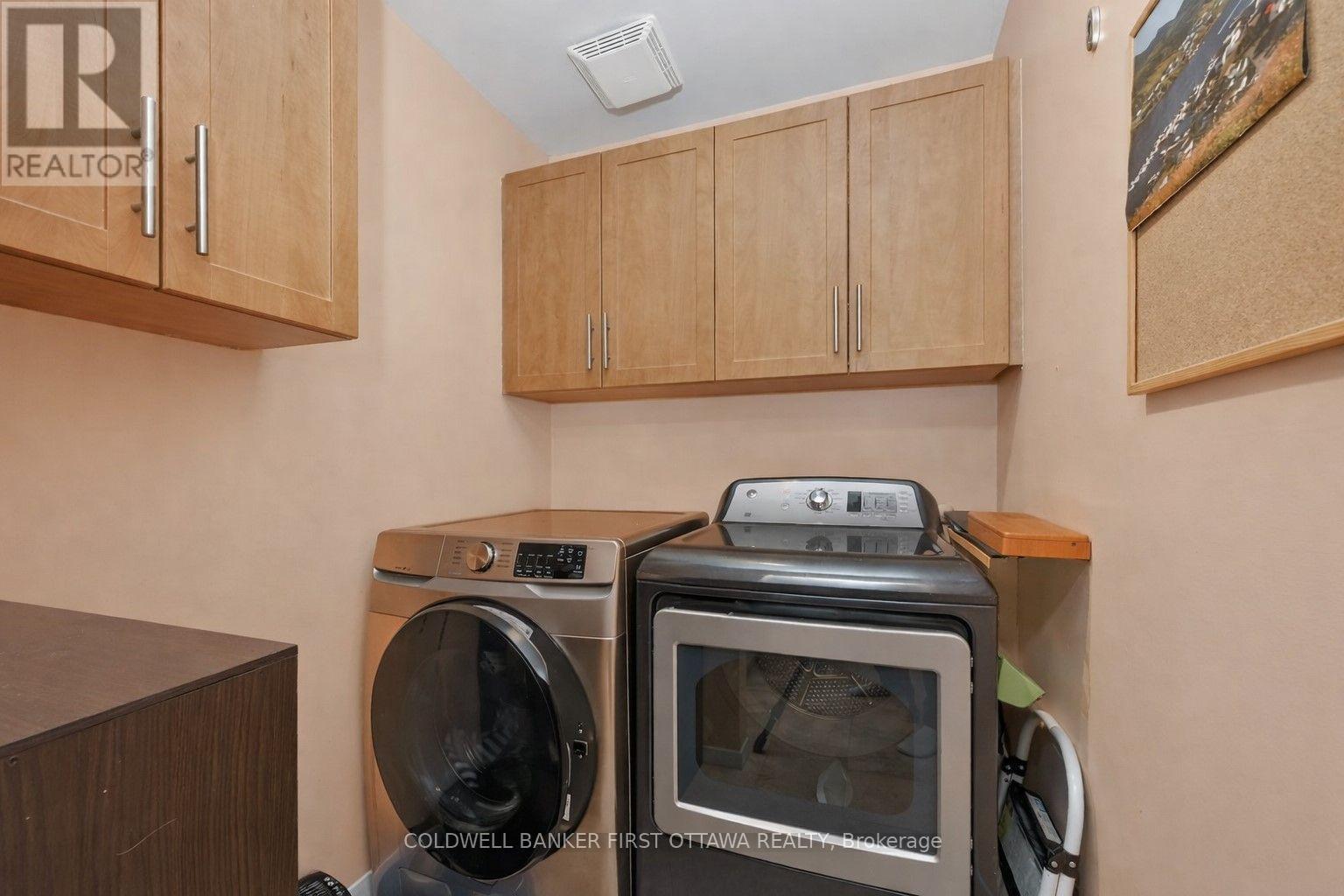 1528 Brookmill Lane, Ottawa, Ontario  K1B 5G4 - Photo 11 - X13710046