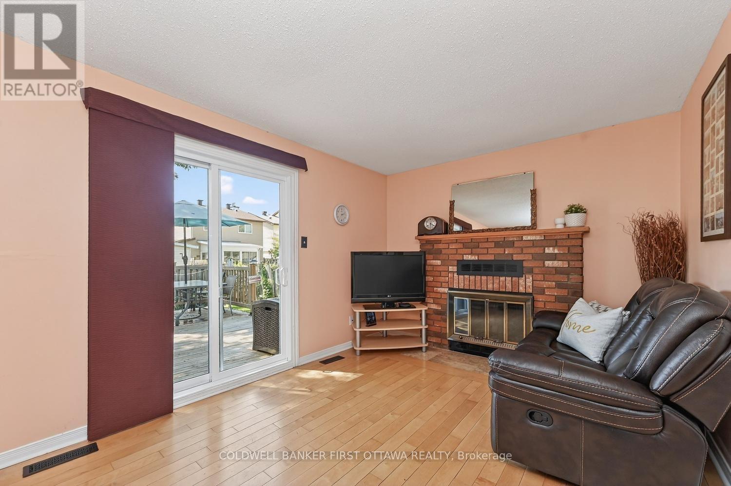 1528 Brookmill Lane, Ottawa, Ontario  K1B 5G4 - Photo 13 - X13710046