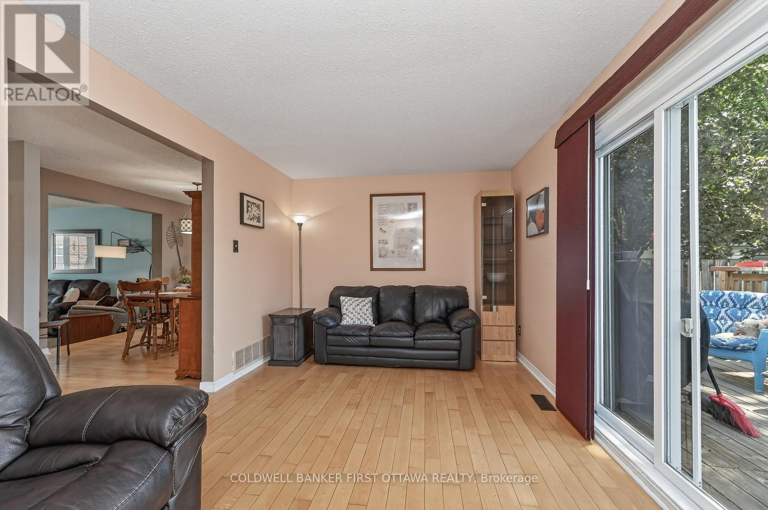1528 Brookmill Lane, Ottawa, Ontario  K1B 5G4 - Photo 14 - X13710046