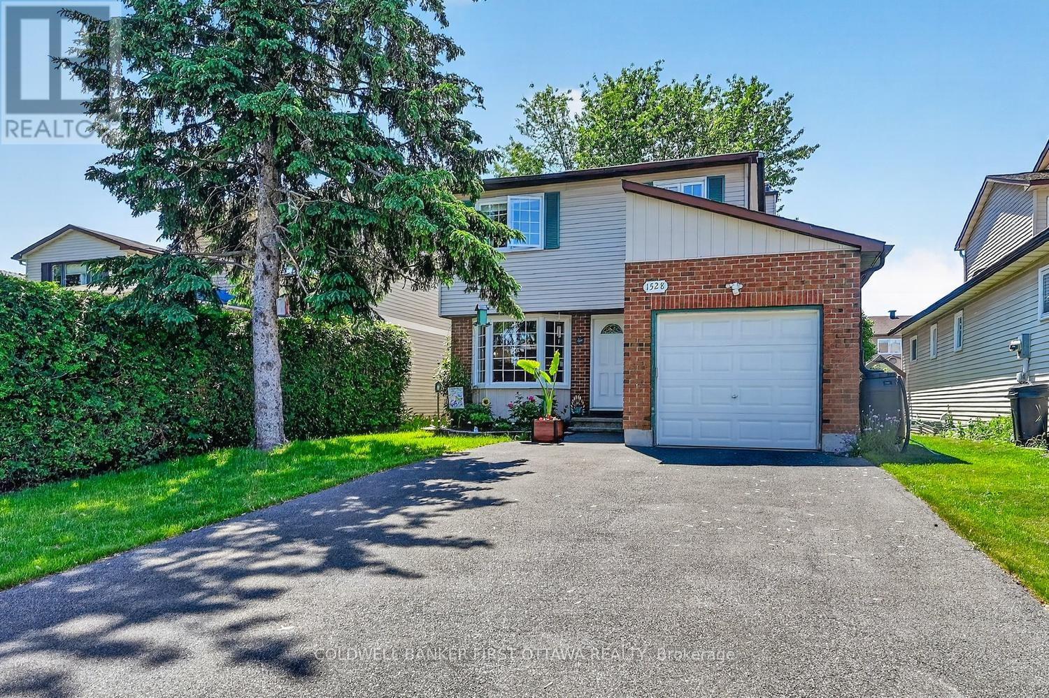 1528 Brookmill Lane, Ottawa, Ontario  K1B 5G4 - Photo 2 - X13710046