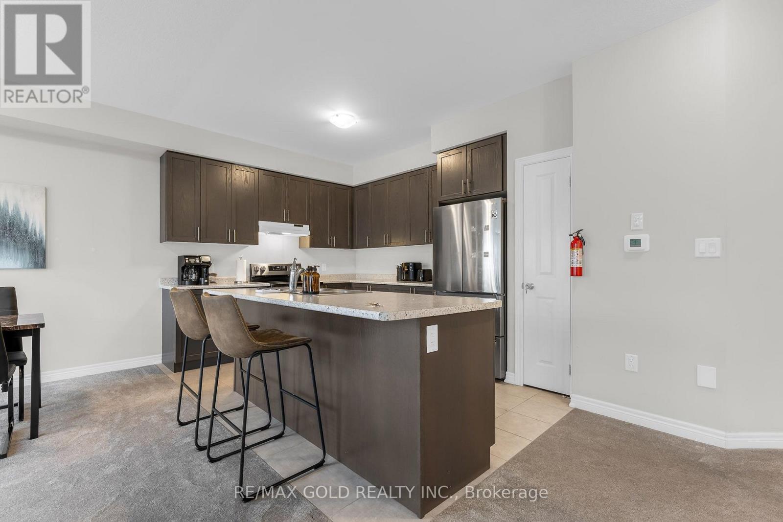 83 Pinot Crescent, Hamilton, Ontario L8E 0J9 - Photo 9 - X13692660