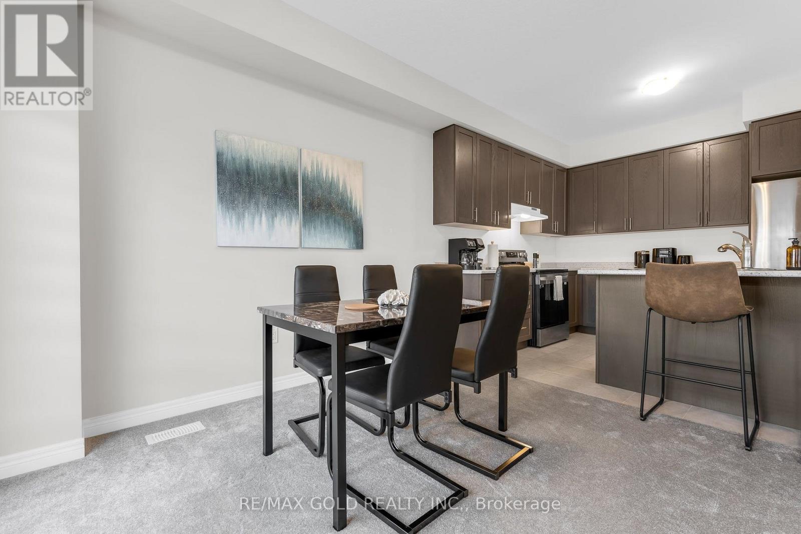 83 Pinot Crescent, Hamilton, Ontario L8E 0J9 - Photo 7 - X13692660