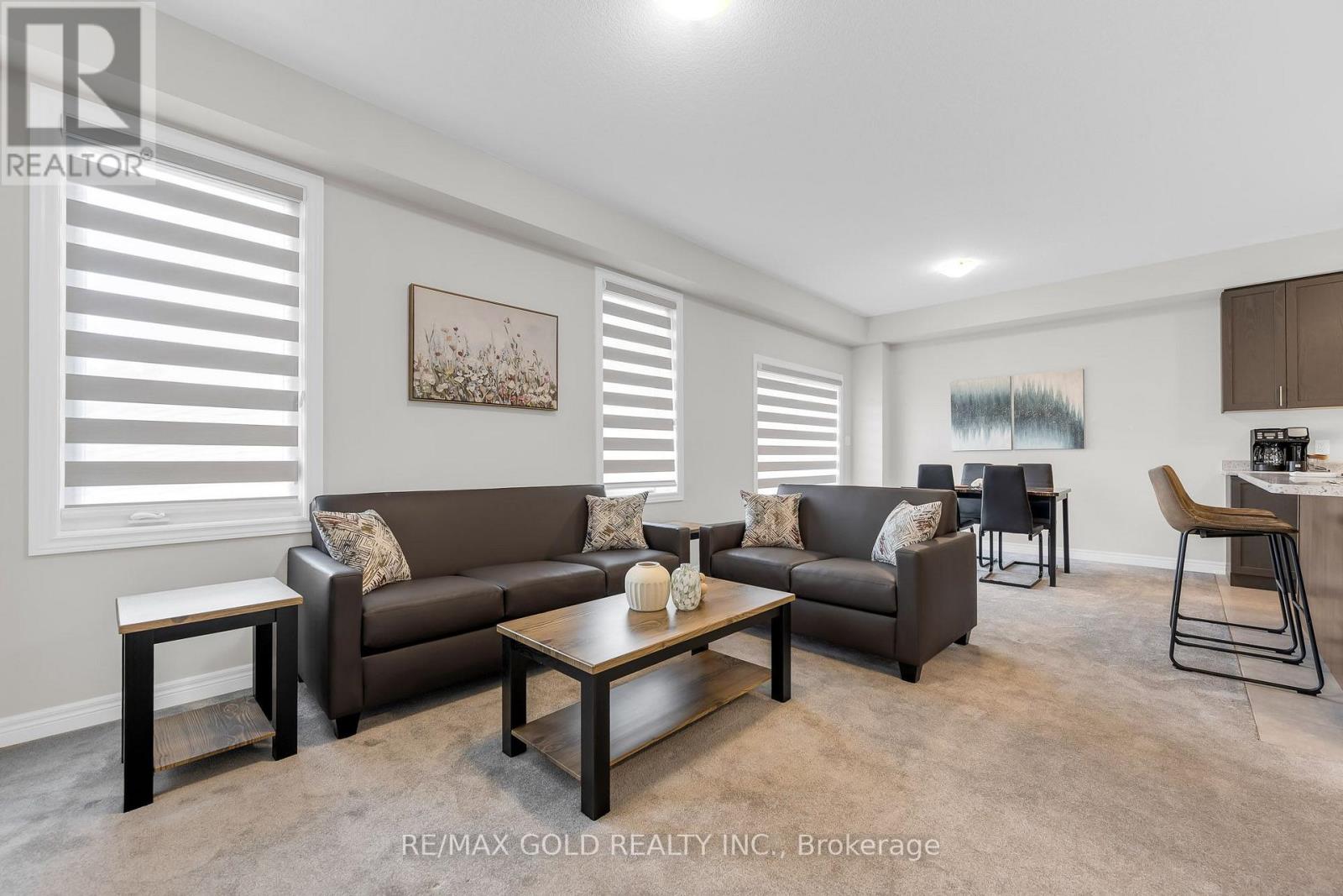 83 Pinot Crescent, Hamilton, Ontario L8E 0J9 - Photo 5 - X13692660