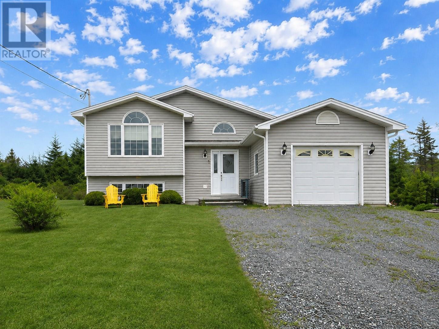 8 Coveyduck Place, Makinsons, Newfoundland & Labrador
