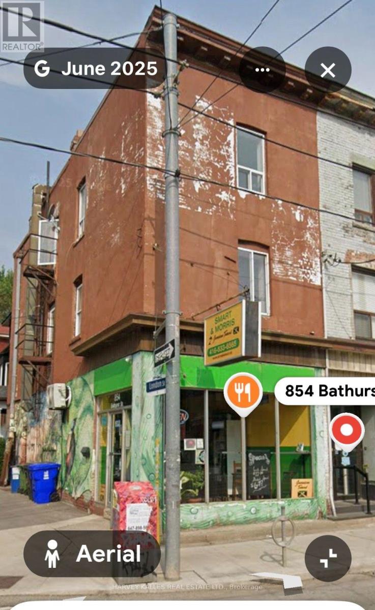 854 BATHURST STREET, Toronto, Ontario