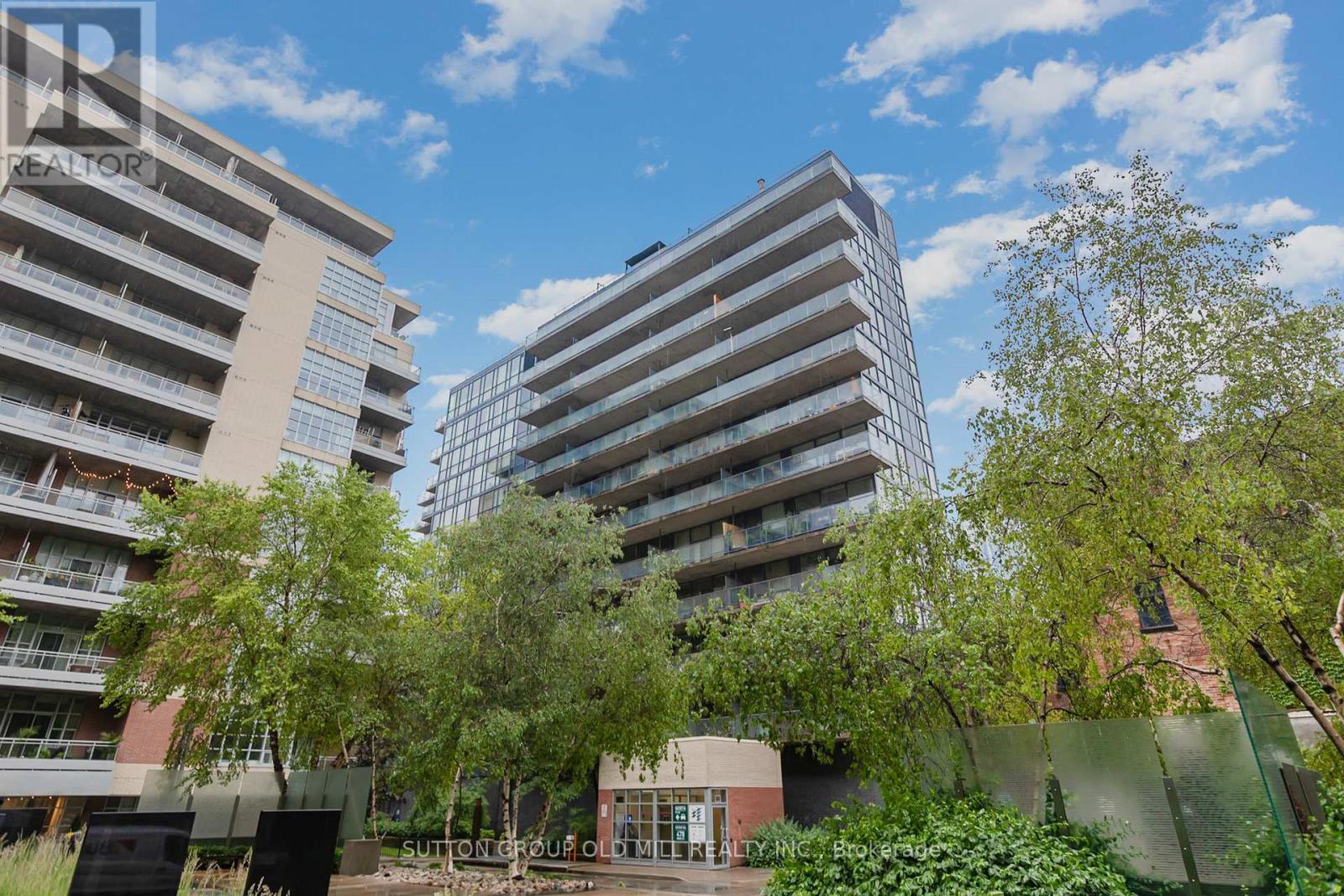 704 - 478 King Street W, Toronto, Ontario  M5V 0A8 - Photo 1 - C13709922