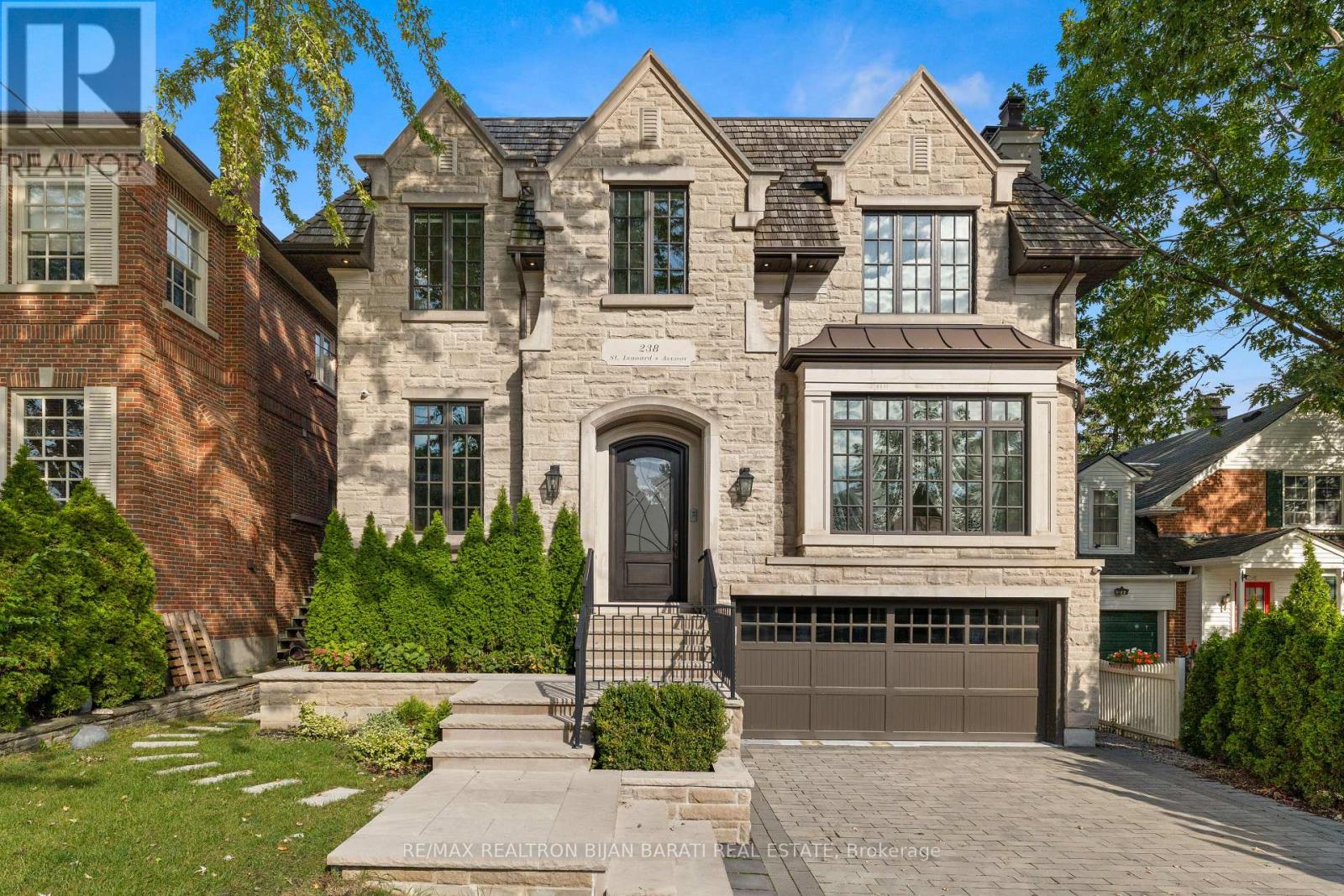 238 St Leonards Avenue, Toronto, Ontario  M4N 1L1 - Photo 1 - C13709948