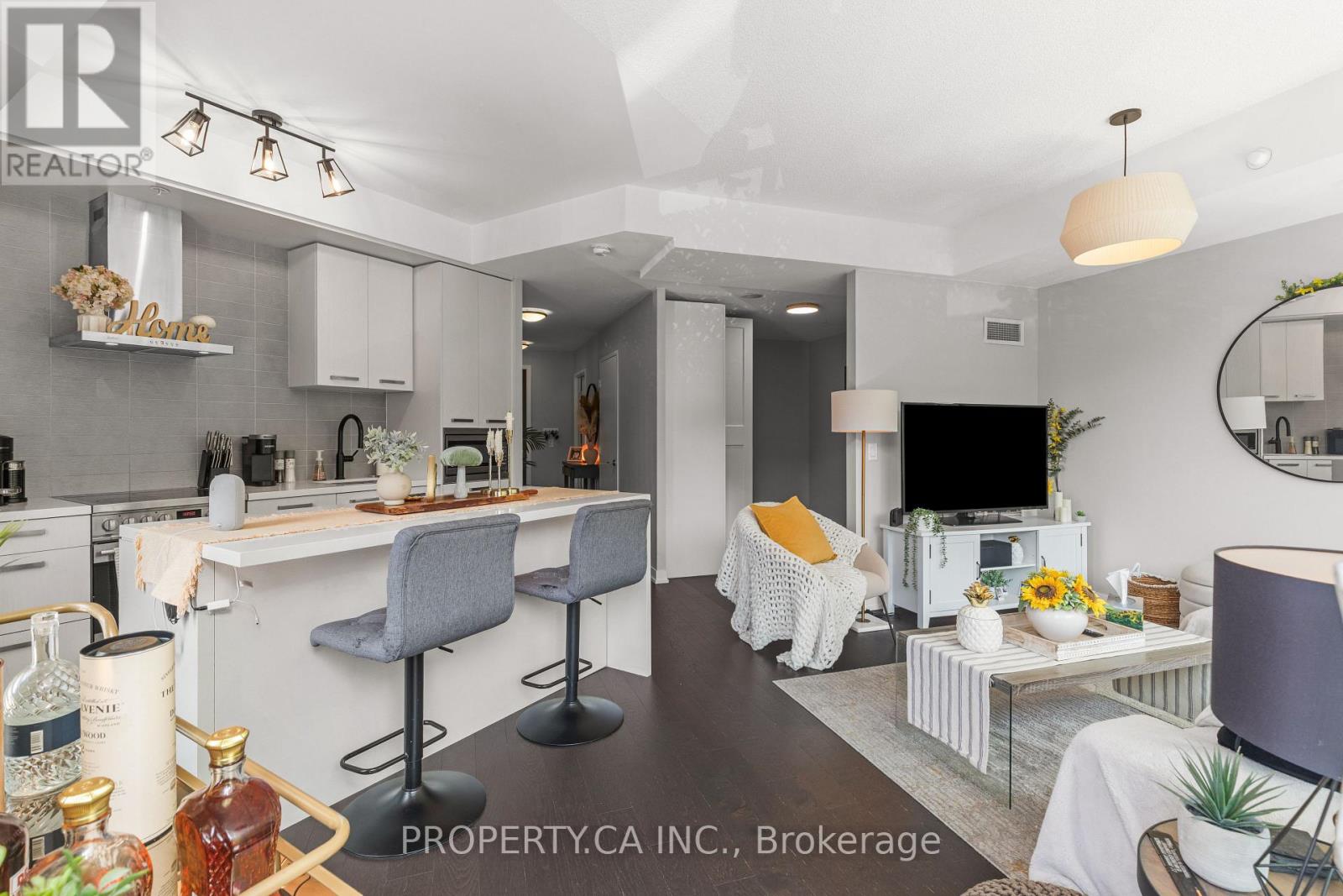 N122 - 120 Bayview Avenue, Toronto, Ontario  M5A 0G4 - Photo 19 - C13710036