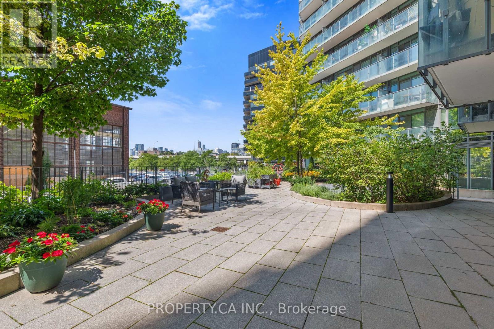 N122 - 120 Bayview Avenue, Toronto, Ontario  M5A 0G4 - Photo 21 - C13710036