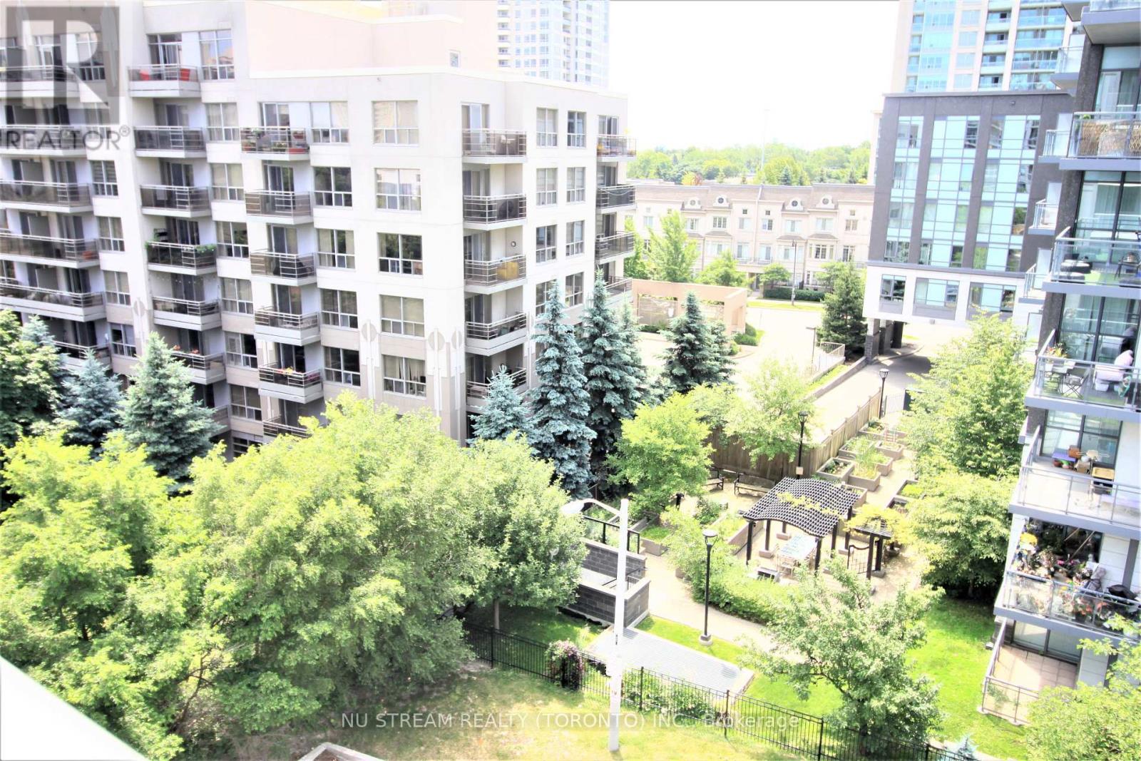 507 - 7 KENASTON GARDENS