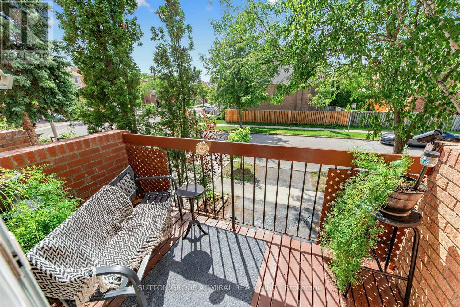 19 Carnival Court, Toronto, Ontario M2R 3T7 - Photo 15 - C13710080