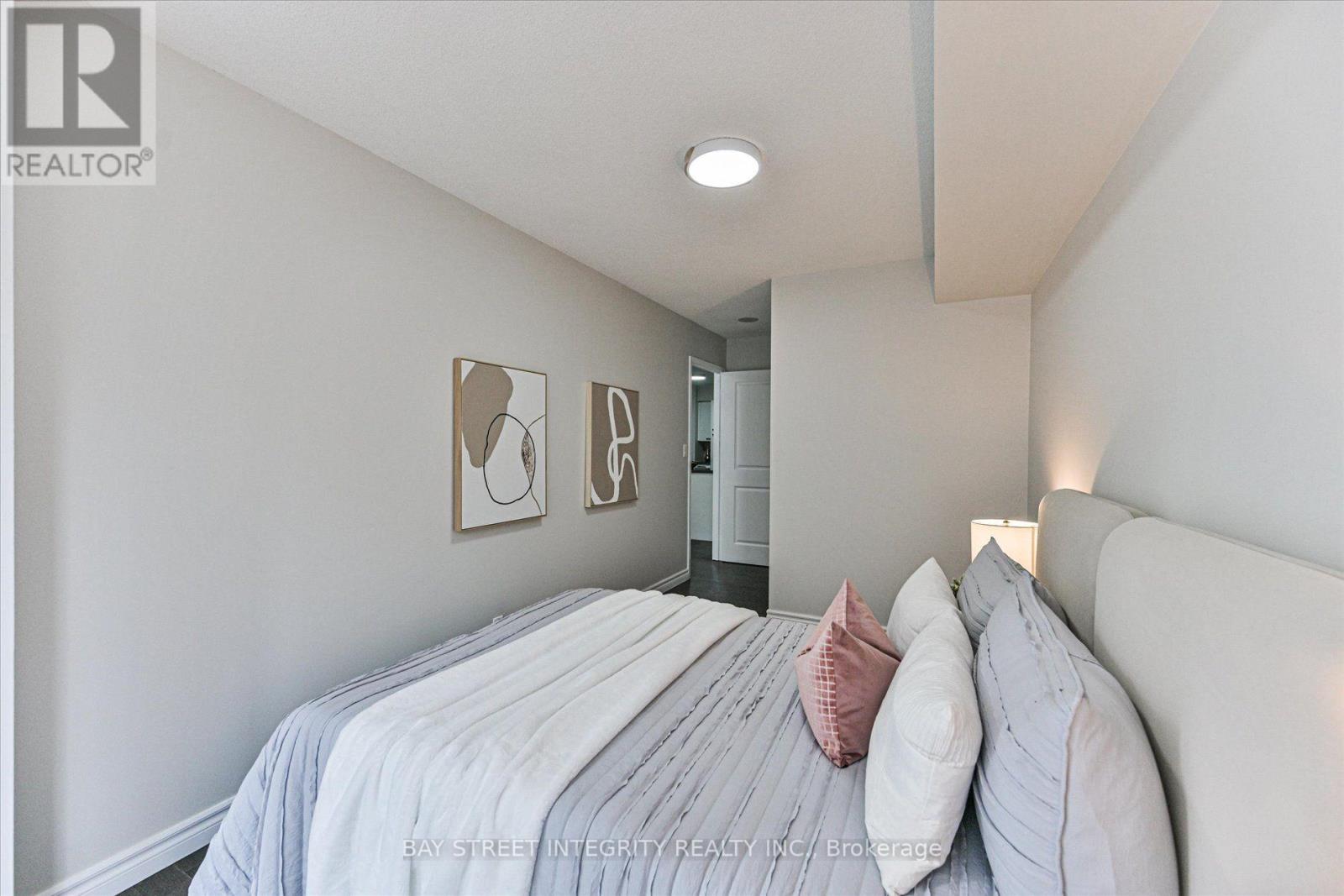 602 - 11 St Joseph Street, Toronto, Ontario  M4Y 1J8 - Photo 15 - C13710098