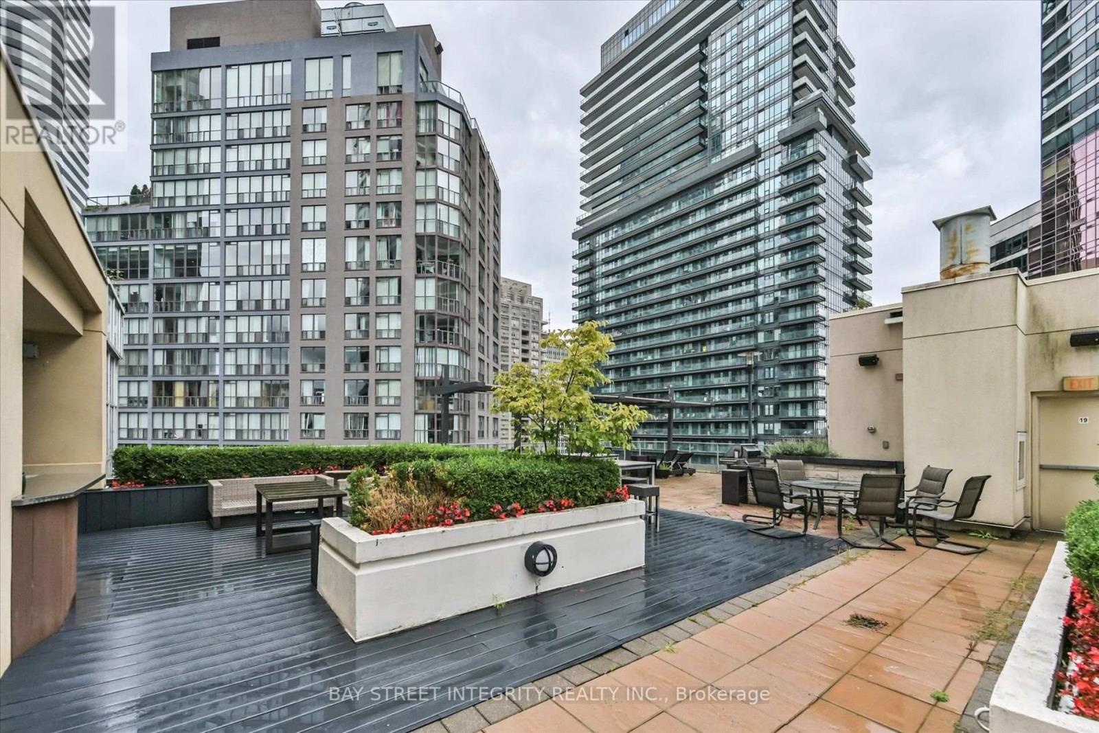 602 - 11 St Joseph Street, Toronto, Ontario  M4Y 1J8 - Photo 28 - C13710098
