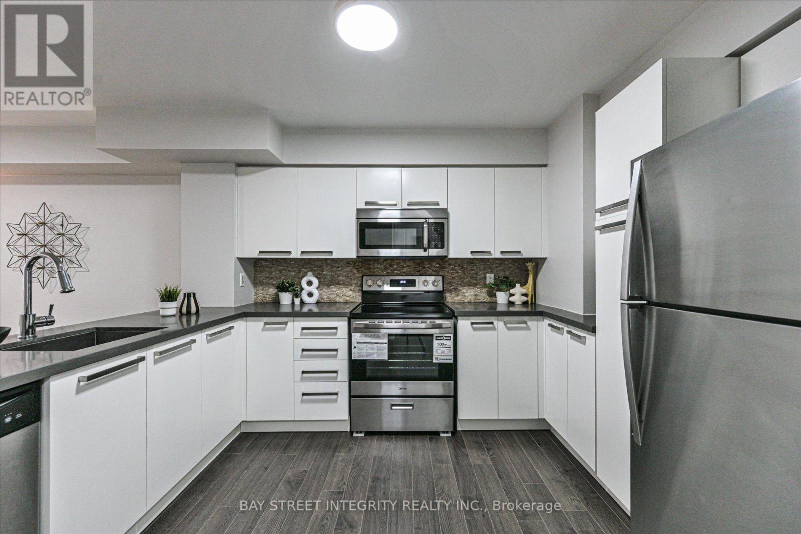 602 - 11 St Joseph Street, Toronto, Ontario  M4Y 1J8 - Photo 5 - C13710098