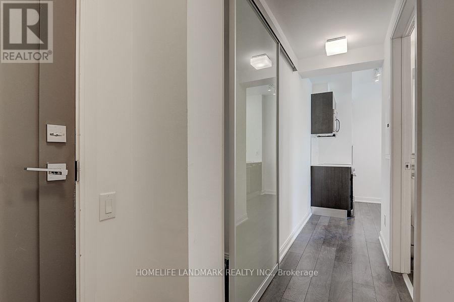 2209 - 42 Charles Street E, Toronto, Ontario  M4Y 1N3 - Photo 5 - C13710108