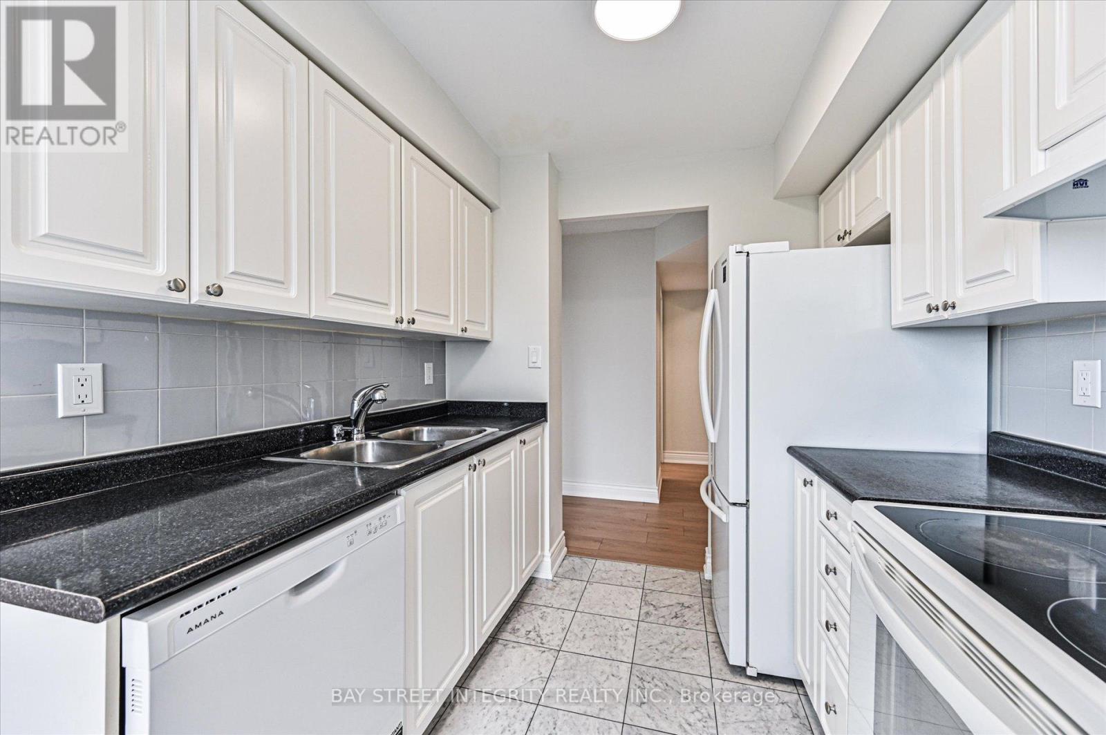 602 - 18 Hillcrest Avenue, Toronto, Ontario  M2N 6T5 - Photo 12 - C13710114