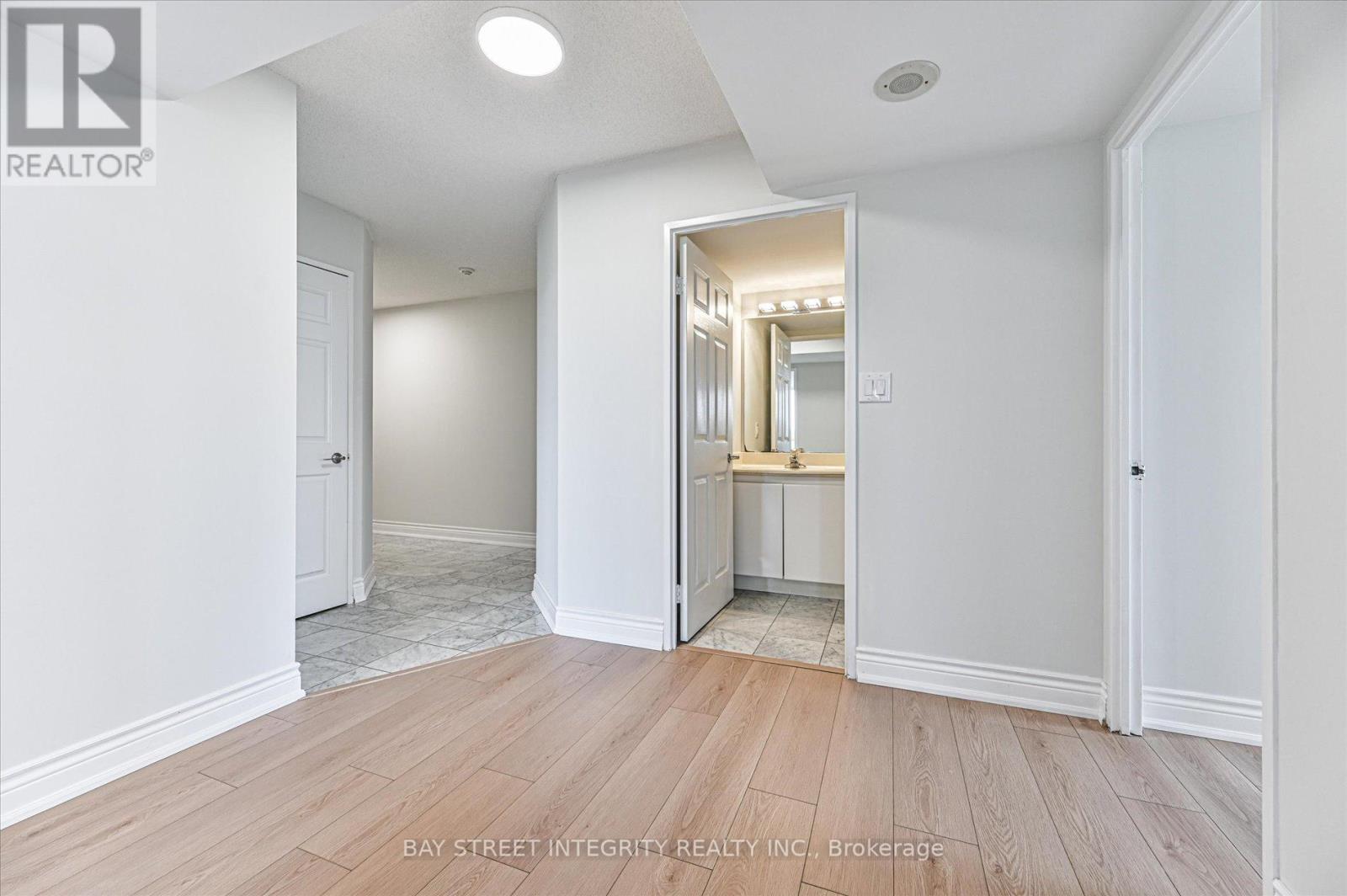 602 - 18 Hillcrest Avenue, Toronto, Ontario  M2N 6T5 - Photo 20 - C13710114