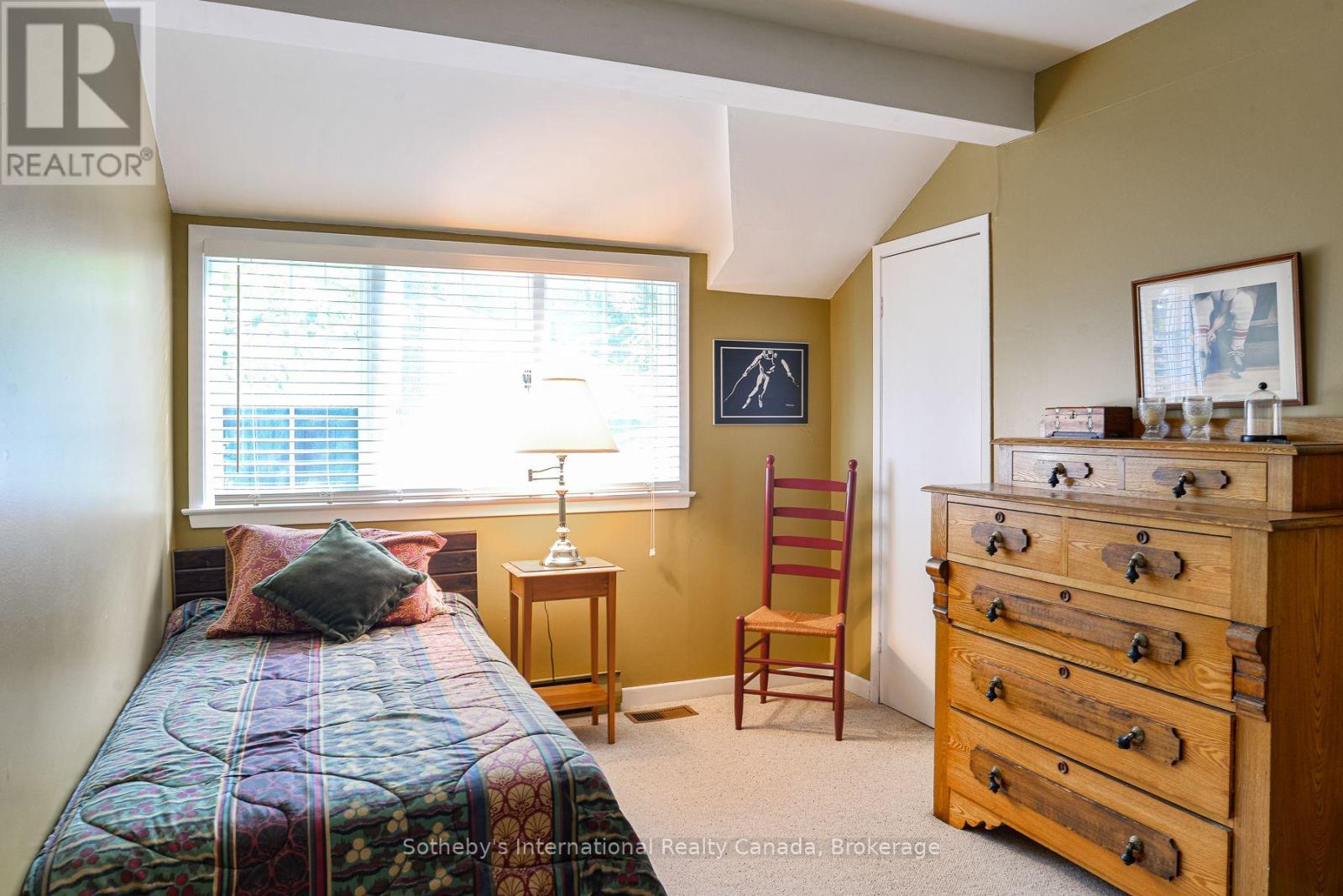 590 Hotchkiss Street, Gravenhurst (Muskoka (S)), Ontario  P1P 1H8 - Photo 18 - X13709882