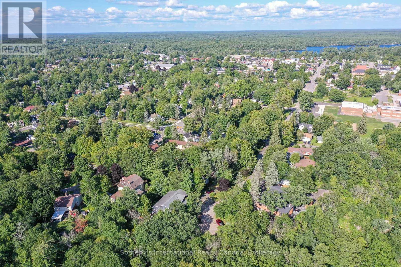 590 Hotchkiss Street, Gravenhurst (Muskoka (S)), Ontario  P1P 1H8 - Photo 31 - X13709882