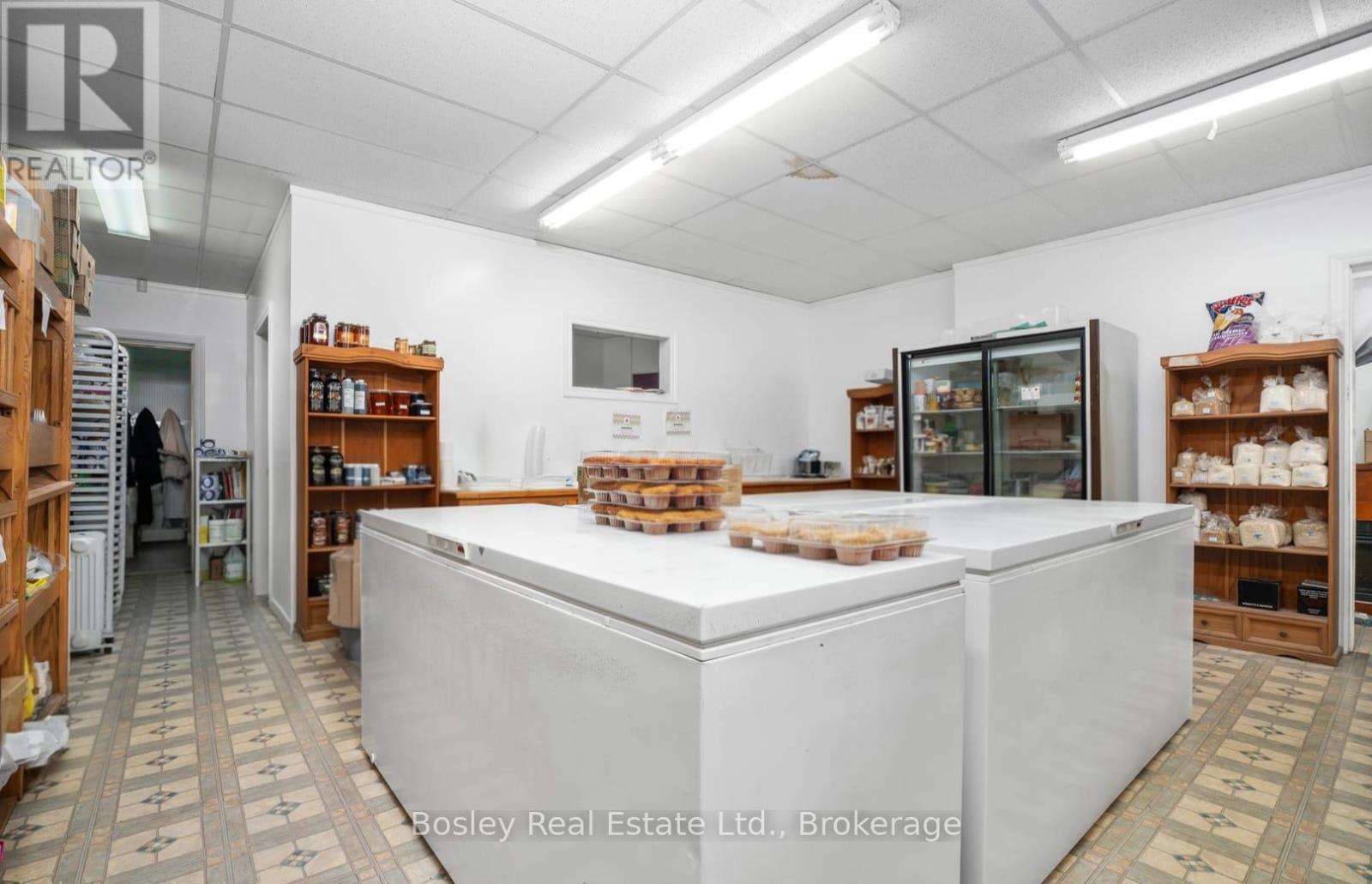 30 Elora Street S, Minto, Ontario  N0G 1Z0 - Photo 10 - X13709934