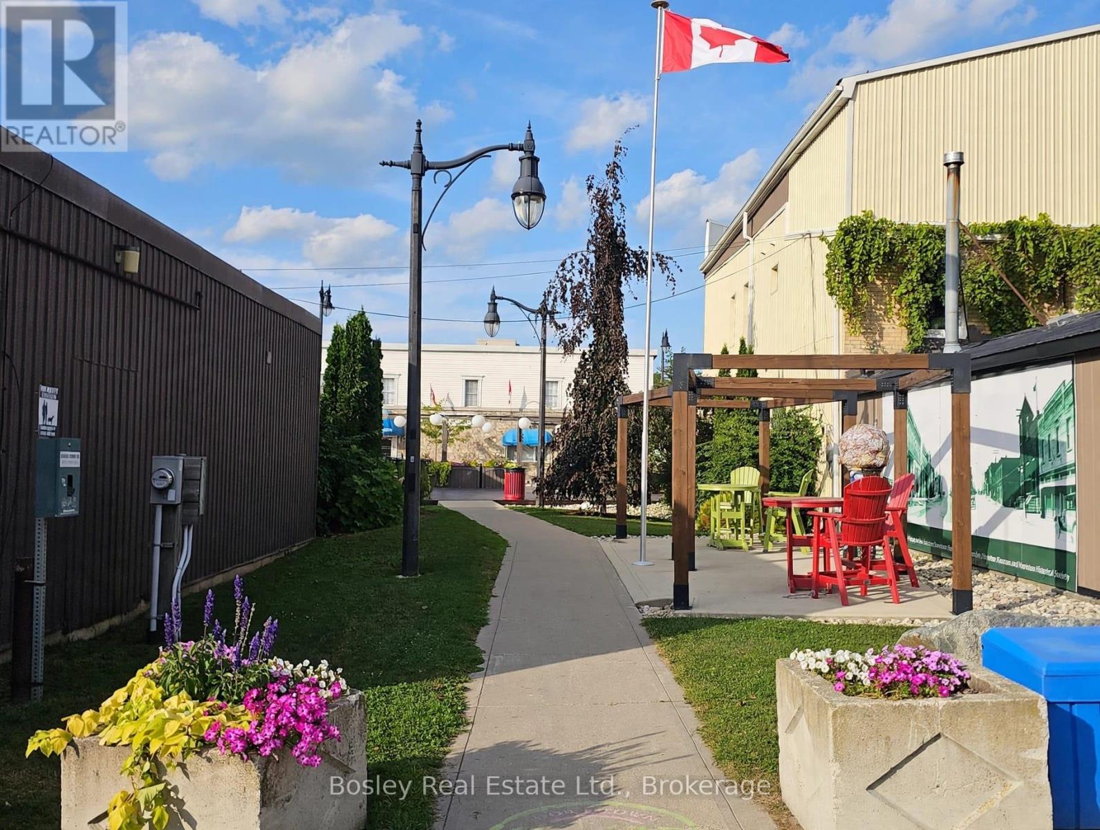 30 Elora Street S, Minto, Ontario  N0G 1Z0 - Photo 17 - X13709934