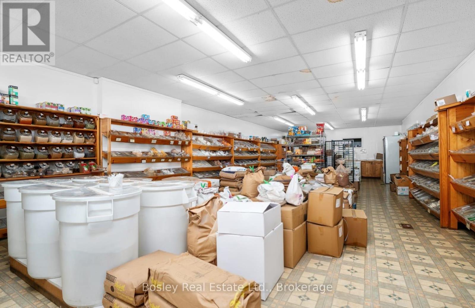 30 Elora Street S, Minto, Ontario  N0G 1Z0 - Photo 8 - X13709934