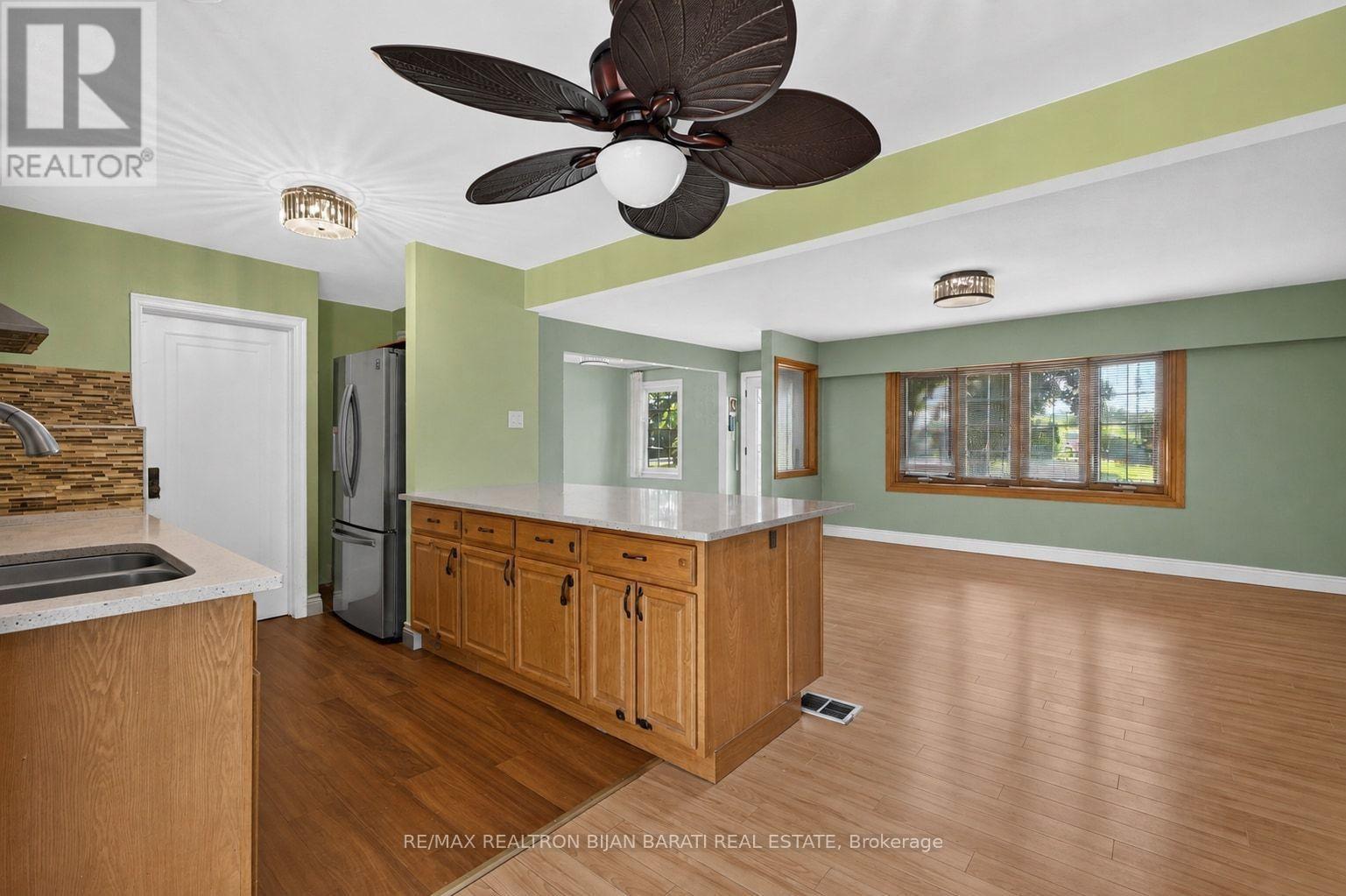 601 Conacher Drive, Toronto, Ontario  M2M 3M9 - Photo 13 - C13710146