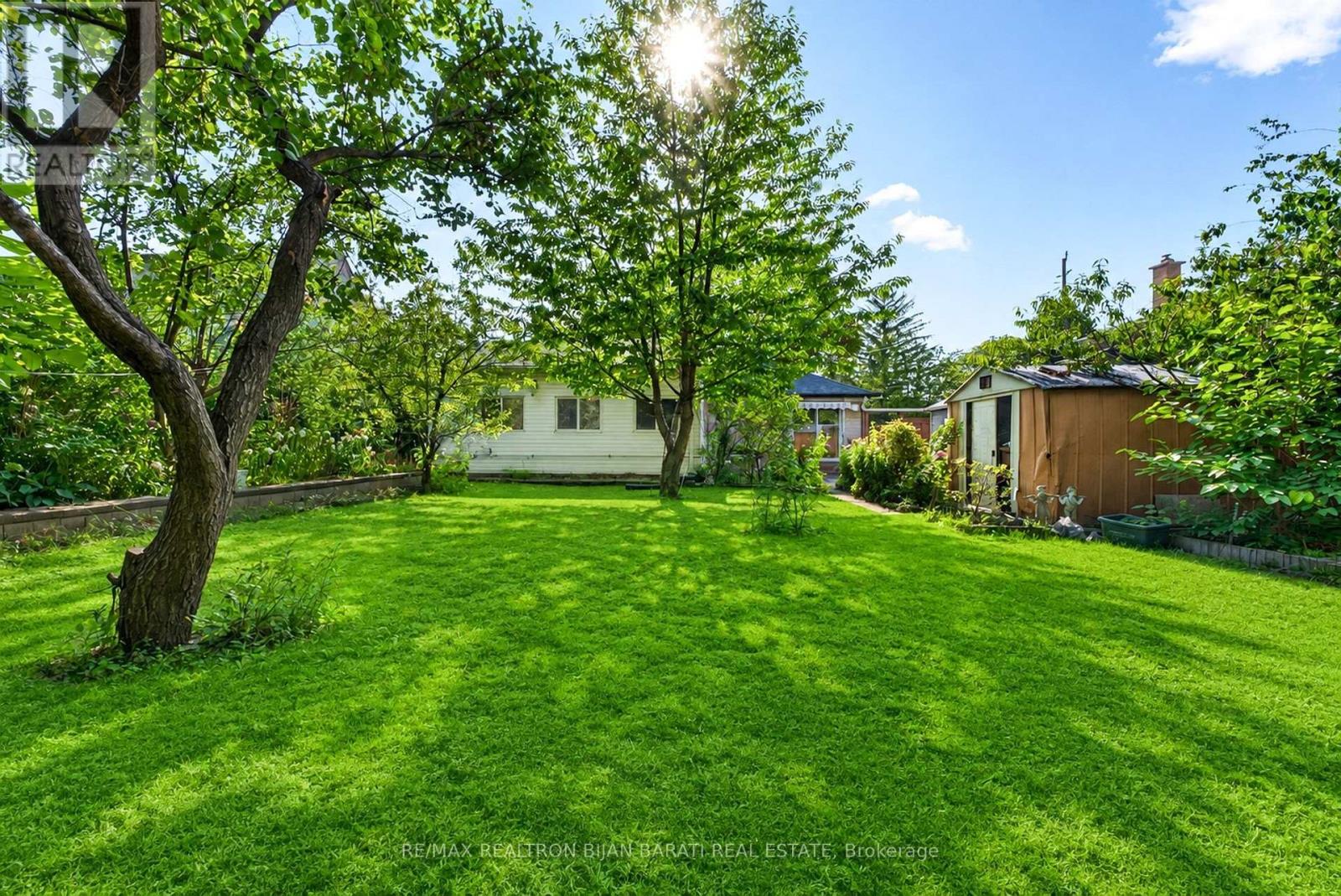 601 Conacher Drive, Toronto, Ontario  M2M 3M9 - Photo 37 - C13710146