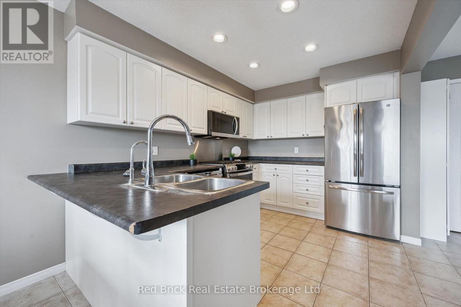 17 Davison Dr, Guelph, Ontario  N1E 0C1 - Photo 10 - X13710038