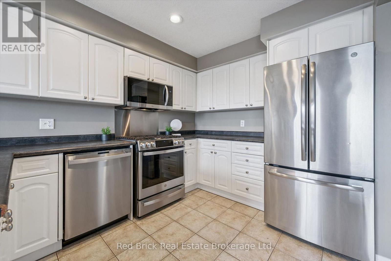 17 Davison Dr, Guelph, Ontario  N1E 0C1 - Photo 11 - X13710038