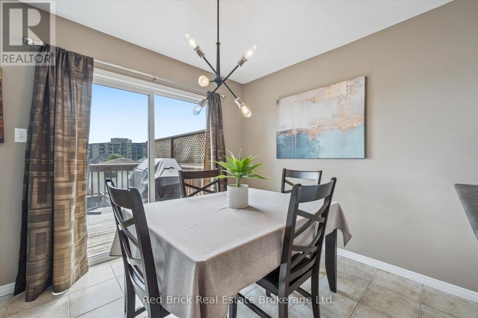17 Davison Dr, Guelph, Ontario  N1E 0C1 - Photo 14 - X13710038