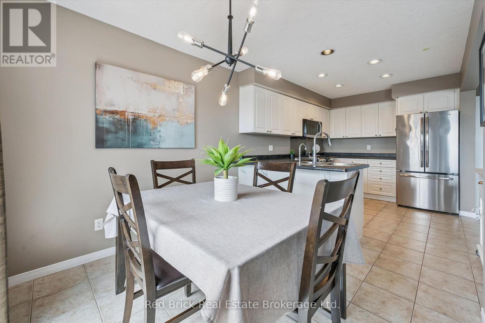 17 Davison Dr, Guelph, Ontario  N1E 0C1 - Photo 15 - X13710038