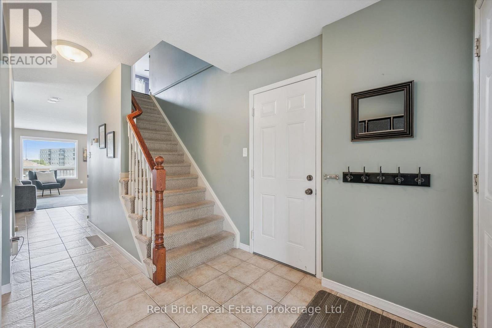 17 Davison Dr, Guelph, Ontario  N1E 0C1 - Photo 17 - X13710038