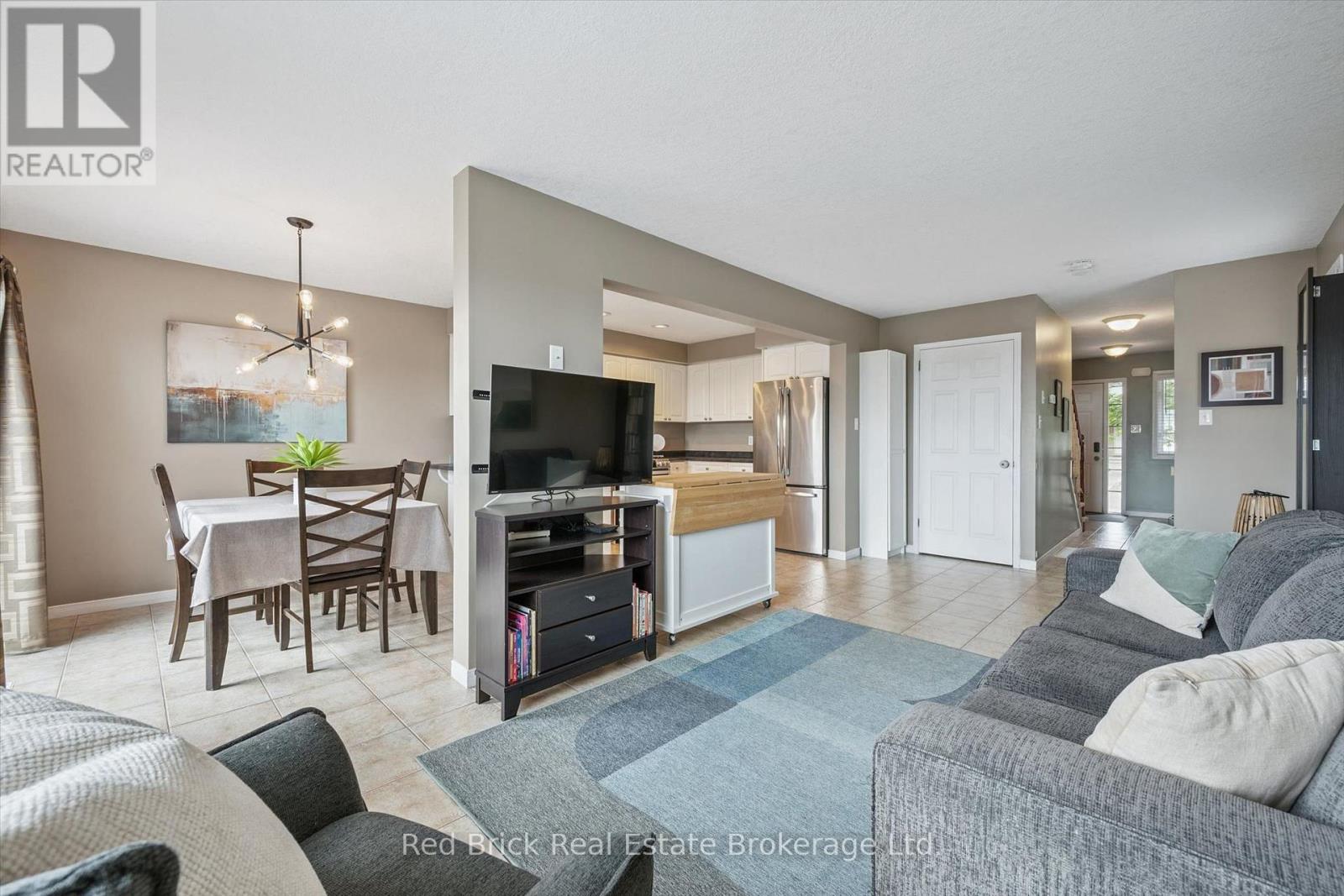 17 Davison Dr, Guelph, Ontario  N1E 0C1 - Photo 9 - X13710038