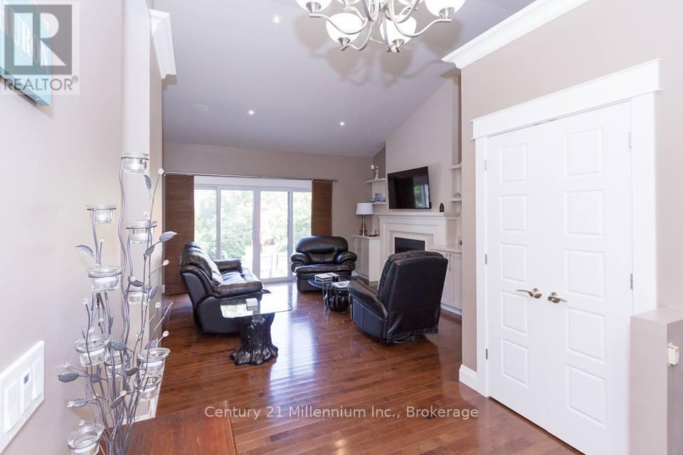 72235 Lakeshore Drive, R.r. #1 Drive, Bluewater (Hay), Ontario  N0M 2T0 - Photo 17 - X13710120