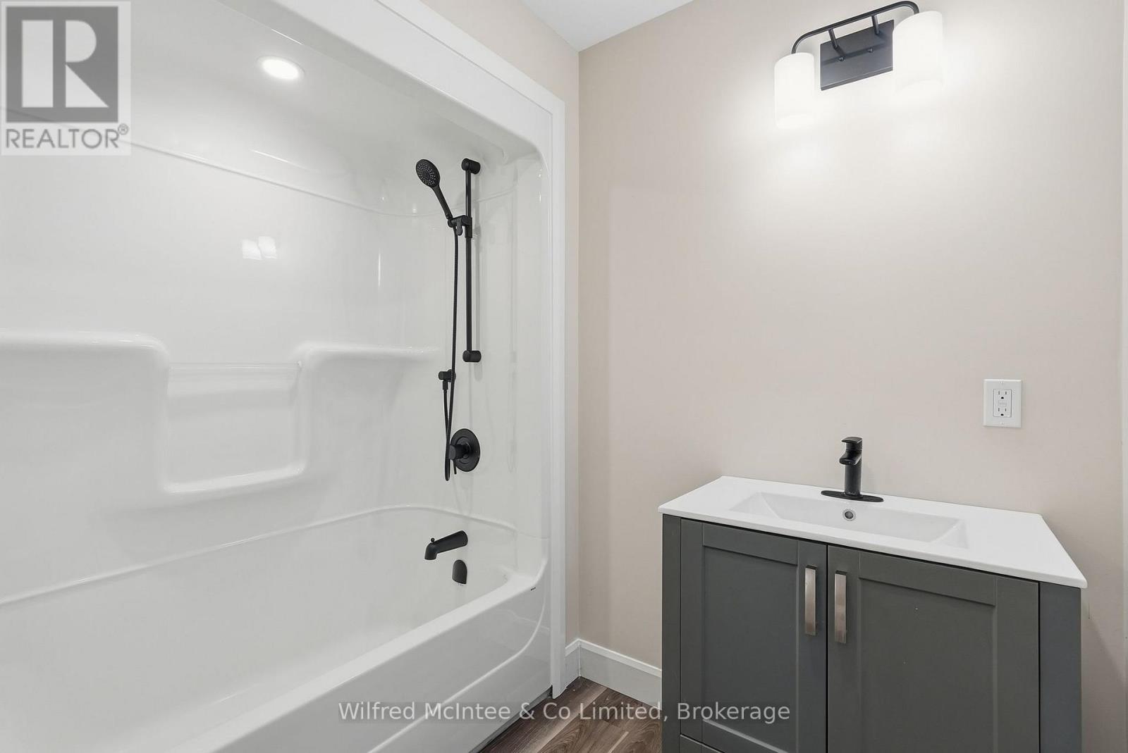 550 Wellington Street, Minto, Ontario  N4W 3G9 - Photo 20 - X13710196
