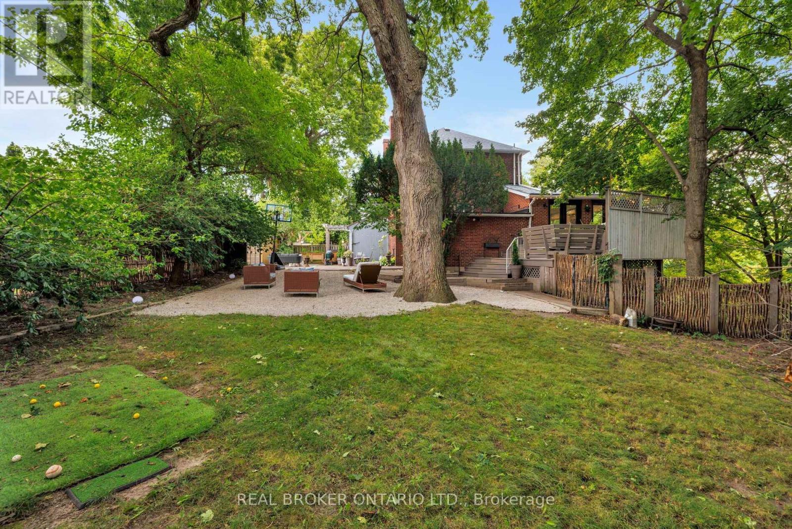 39 Beechwood Drive, Toronto, Ontario  M4K 3H7 - Photo 44 - E13709912