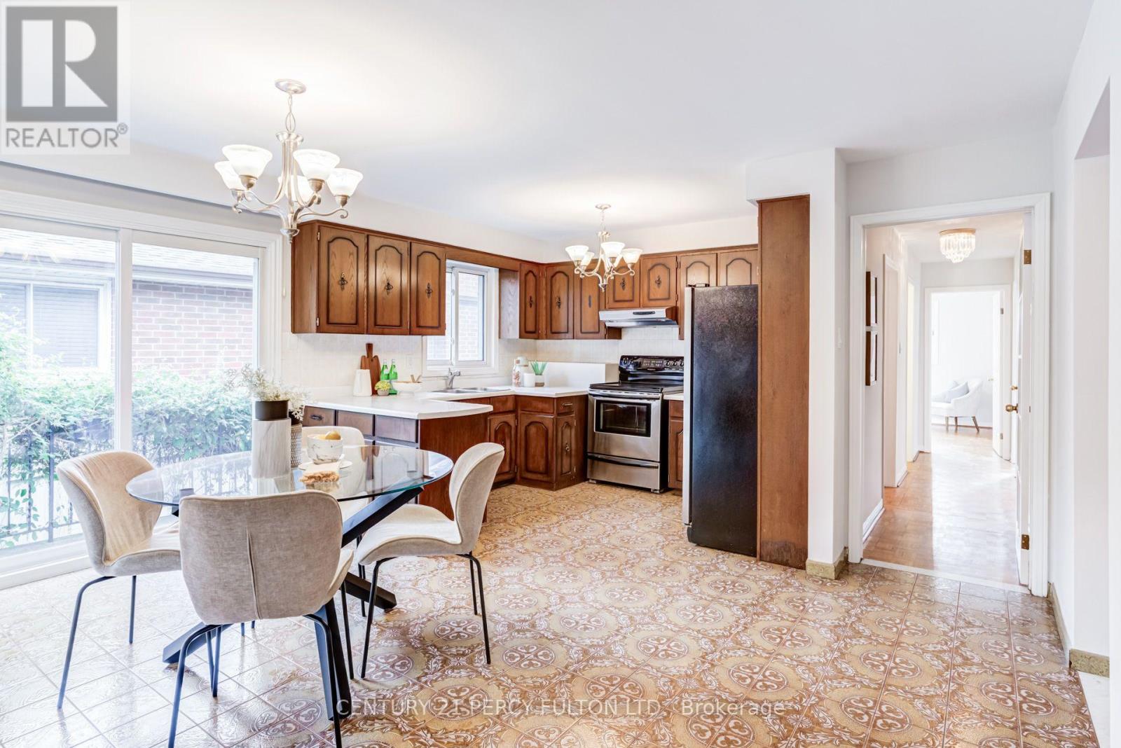 46 Cedar Drive, Toronto, Ontario  M1J 3E8 - Photo 14 - E13709978