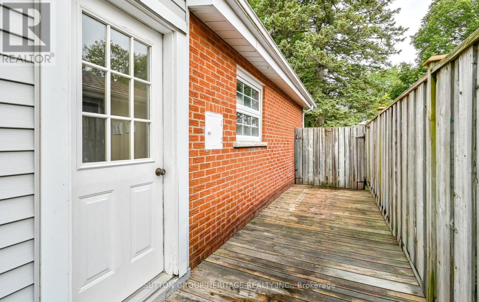 69 Clements Road E, Ajax, Ontario  L1S 1L3 - Photo 28 - E13710200