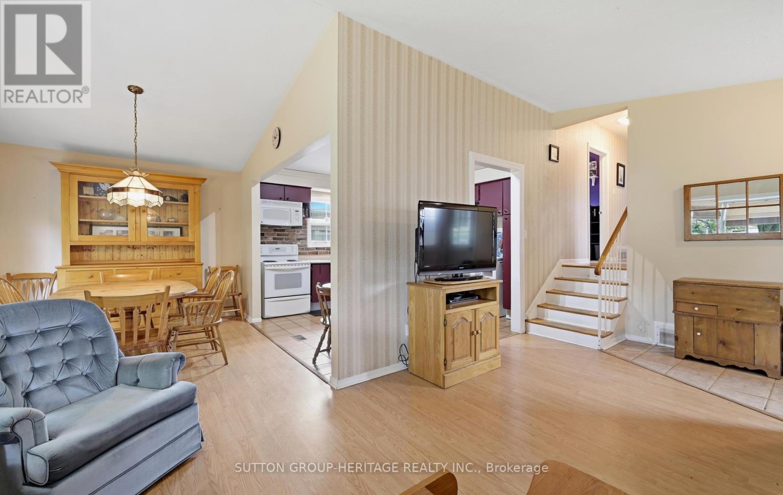 69 Clements Road E, Ajax, Ontario  L1S 1L3 - Photo 6 - E13710200