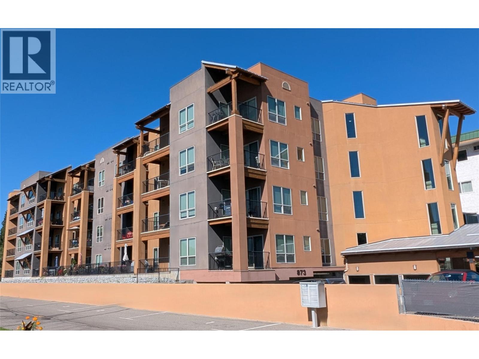 873 FORESTBROOK Drive Unit# 404, penticton, British Columbia