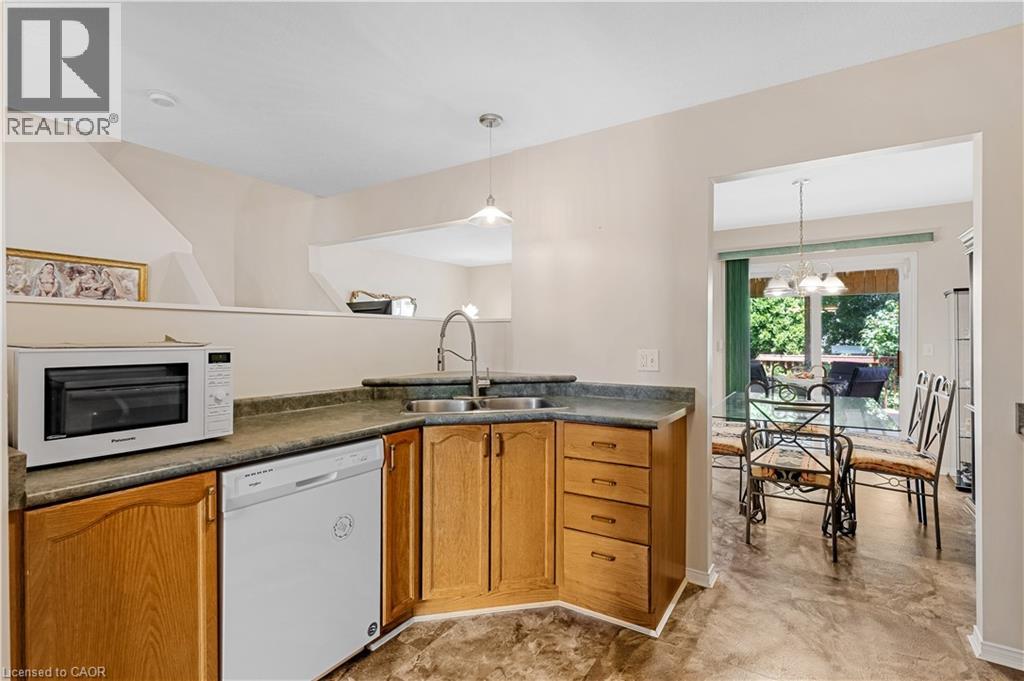 102 Chateau Crescent, Cambridge, Ontario  N3H 5S3 - Photo 8 - 40848998