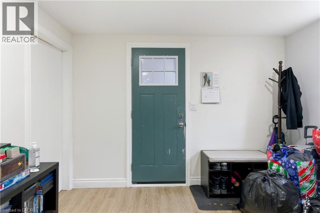 111 Britten Close Unit# Bsmt, Hamilton, Ontario  L9C 4K1 - Photo 2 - 40855515